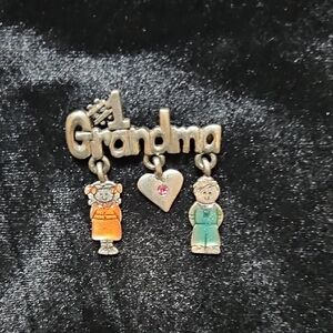 Brooch Pin Grandma Girl Boy Silverrone Heart